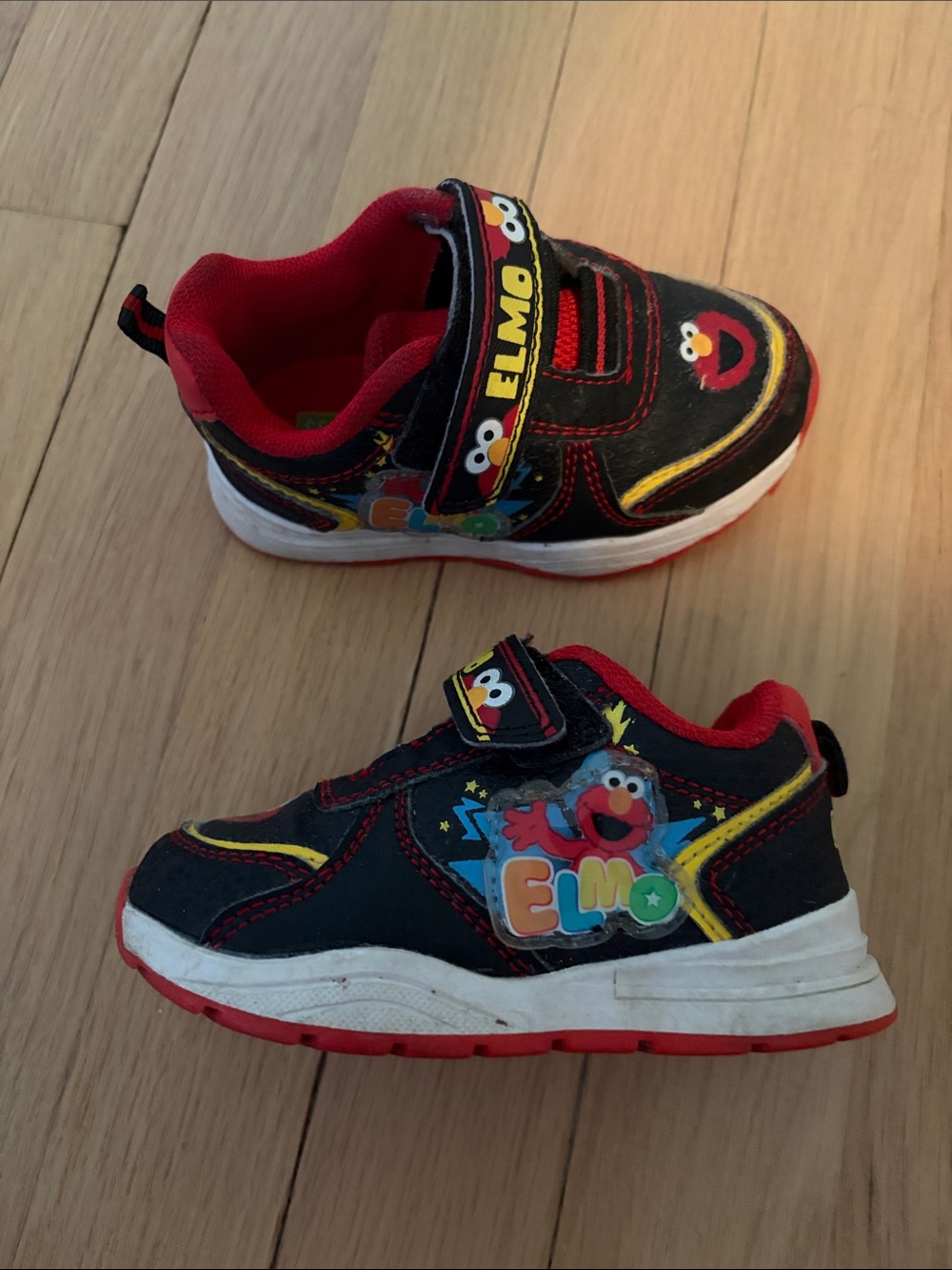 Sesame Street Elmo Black and Red Kids' Velcro Sneakers